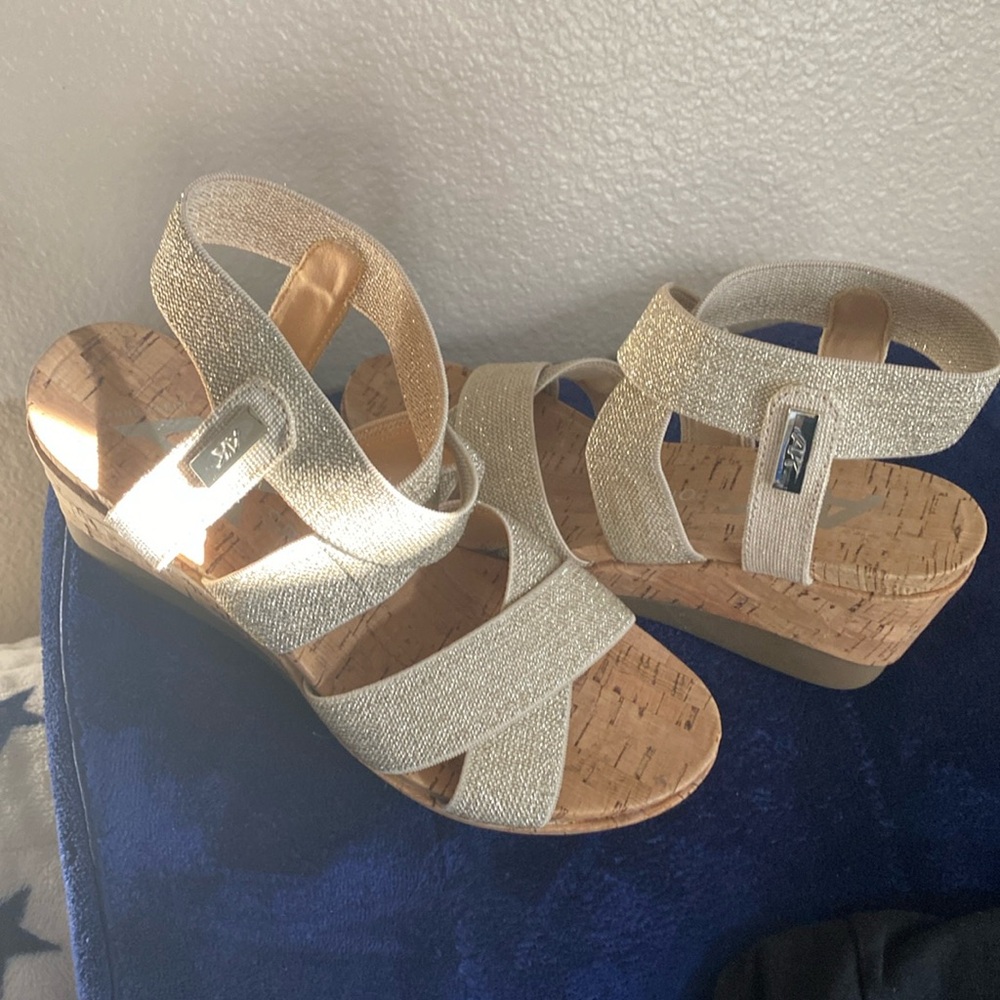 AK sport sandals